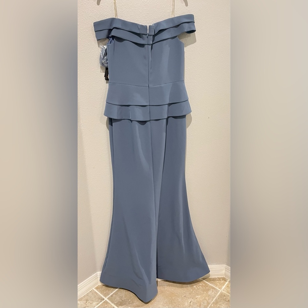 Alexander by Daymor Mother of the bride and Evening dresses 1159 size 8 - Picture 8 of 13